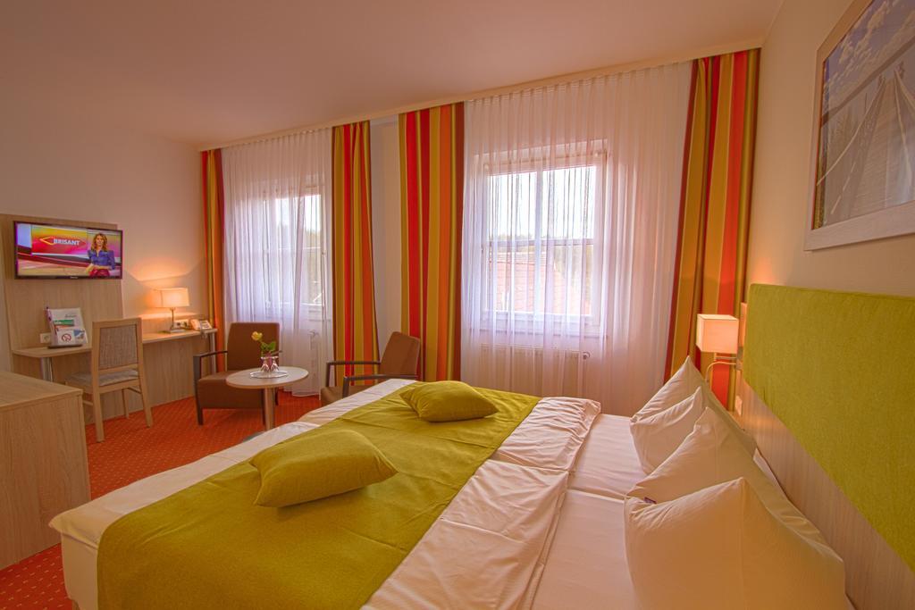 Falk Seehotel Плау ам Зее Екстериор снимка